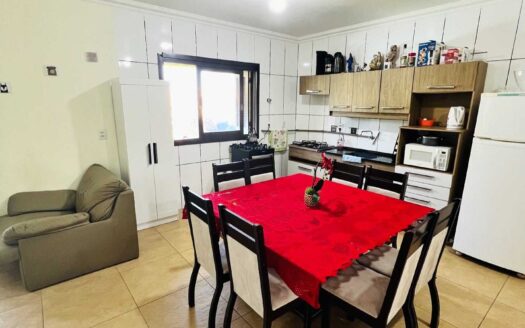 Casa na Praia Real com 3 dormitórios